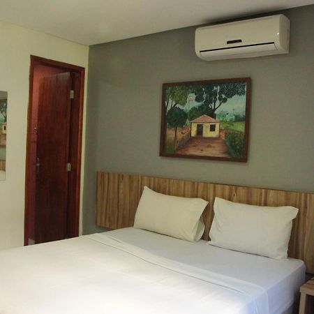 OYO Hotel Serras De Goyaz Bueno, Goiânia Extérieur photo A room at the hotel
