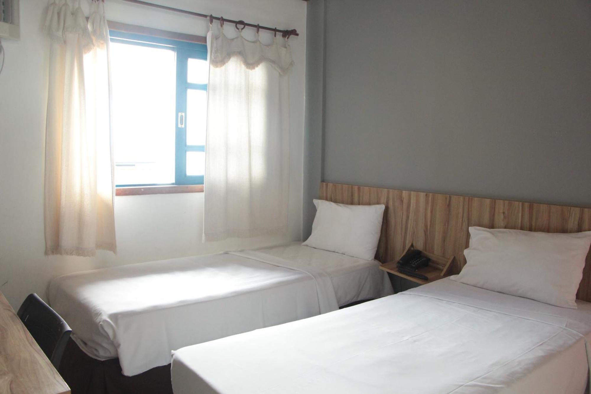 OYO Hotel Serras De Goyaz Bueno, Goiânia Extérieur photo A room at the hotel