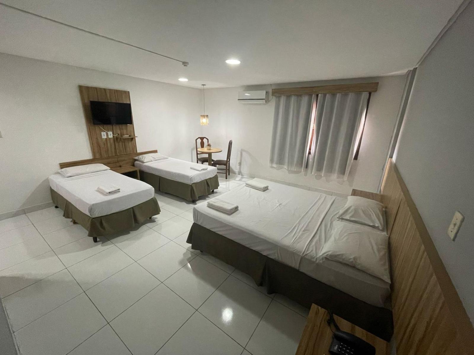 OYO Hotel Serras De Goyaz Bueno, Goiânia Extérieur photo A room at the hotel