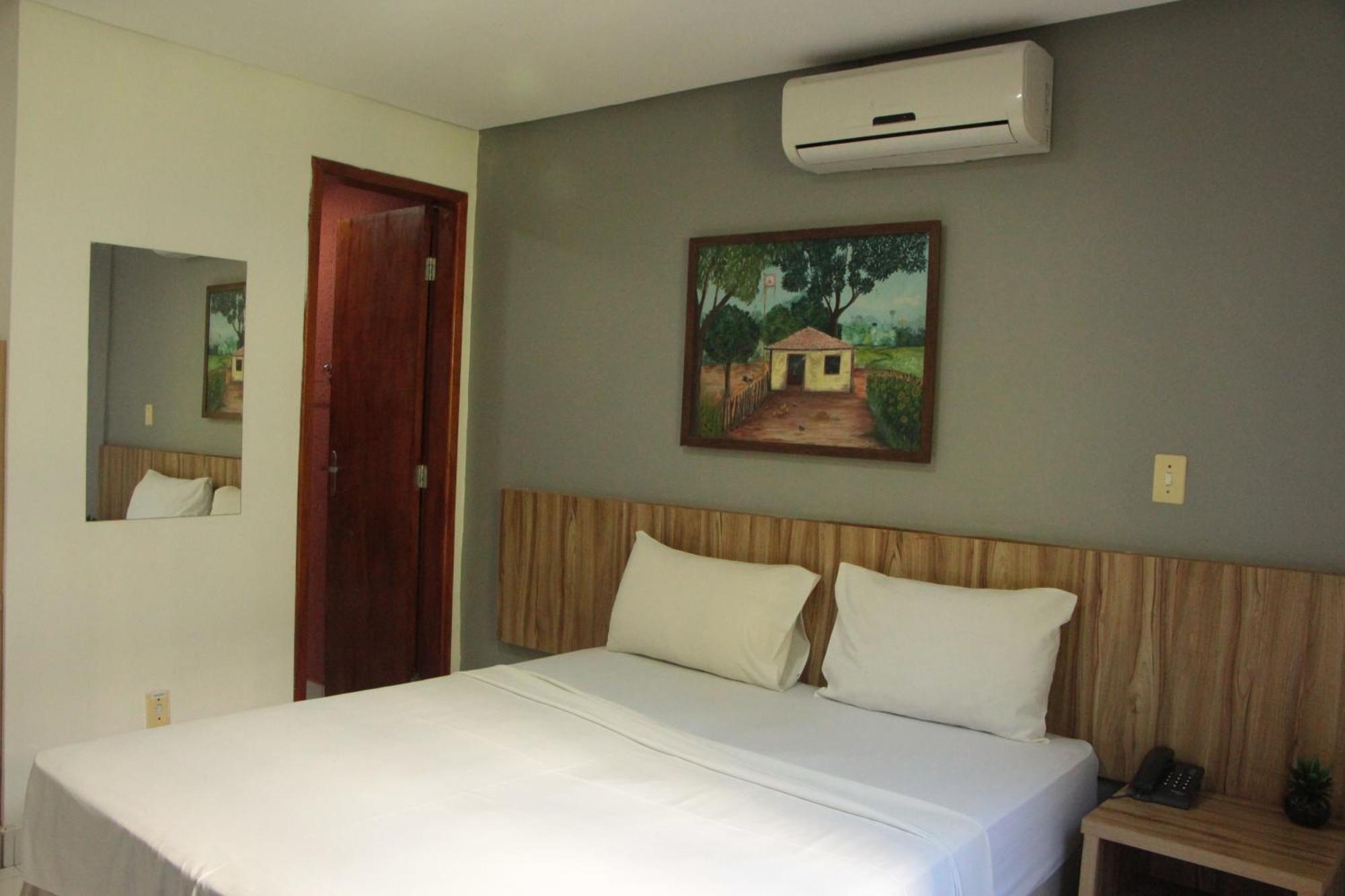 OYO Hotel Serras De Goyaz Bueno, Goiânia Extérieur photo A room at the hotel
