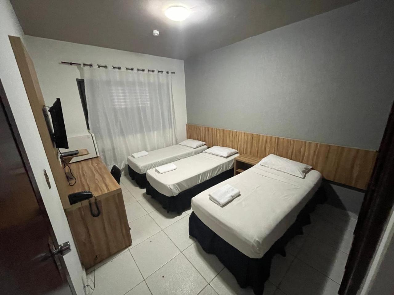 OYO Hotel Serras De Goyaz Bueno, Goiânia Extérieur photo A room at the hotel